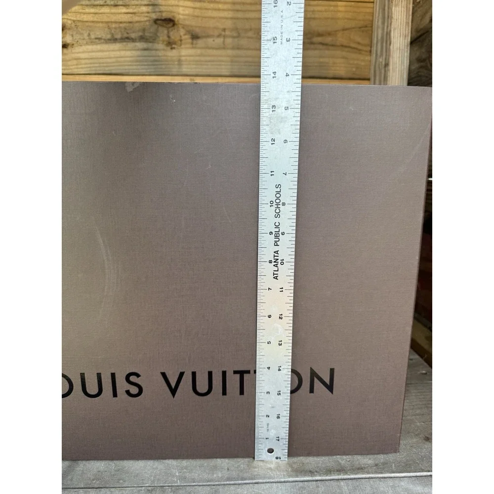 LOUIS VUITTON EMPTY BOX - Large- 17